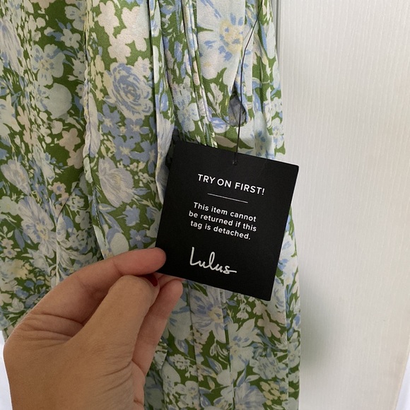 NWT- LuLus Rite of Spring Green Floral Print Cold Shoulder Wrap Dress - Picture 4 of 4